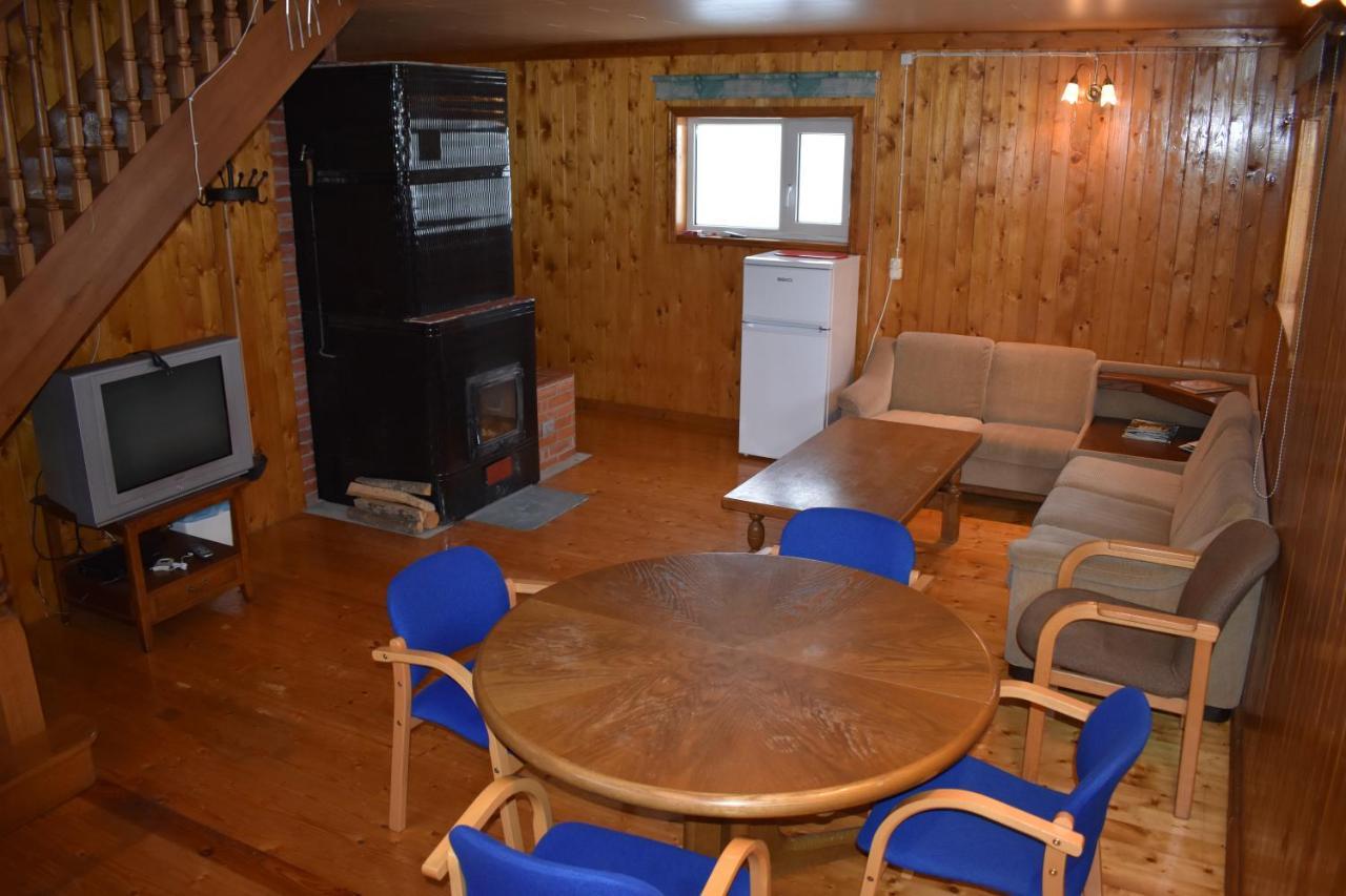 Joeniidu Holiday House Trolla Bagian luar foto