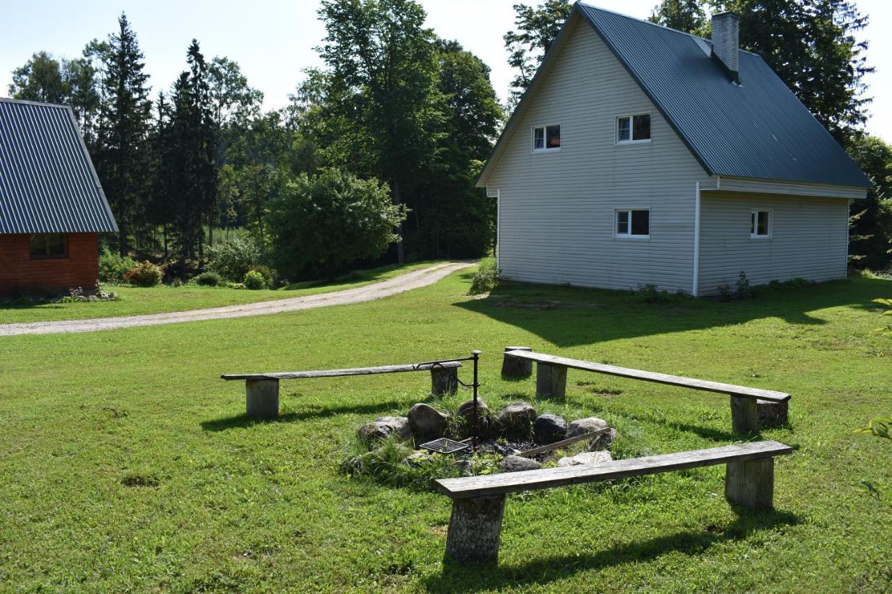 Joeniidu Holiday House Trolla Bagian luar foto